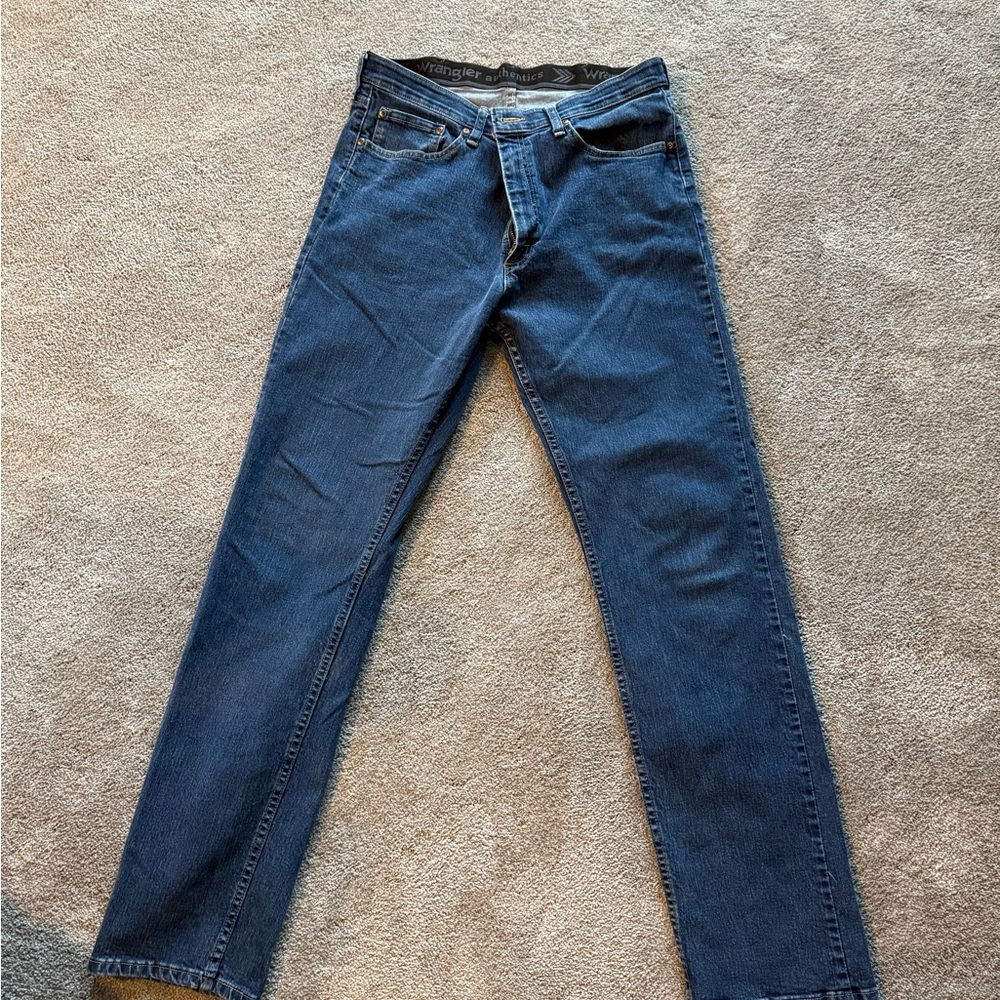 Wrangler Men's Dark Blue Straight Jeans